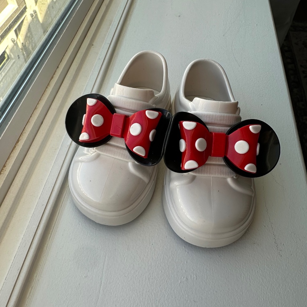 Mini Melissa white Minnie Mouse shoes 6